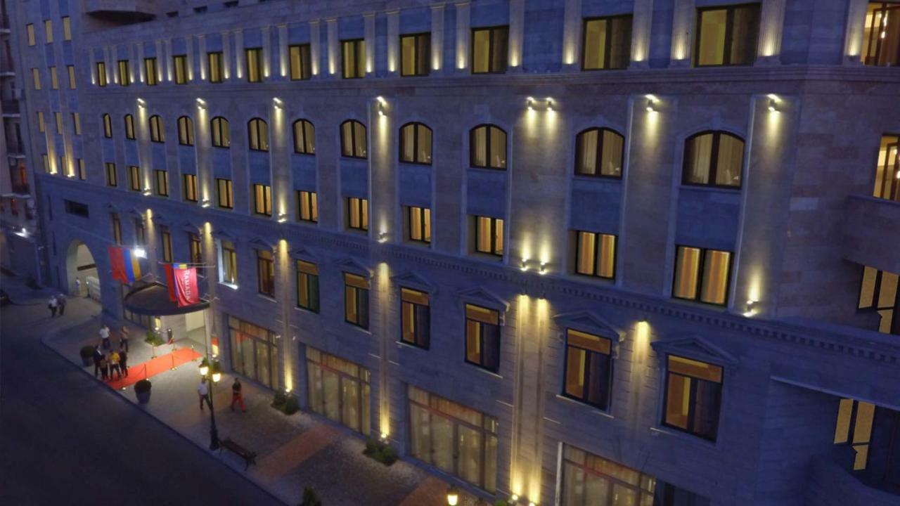 Ramada Hotel & Suites By Wyndham Yerevan Ngoại thất bức ảnh