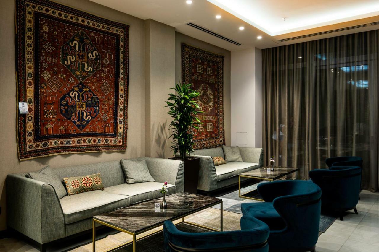 Ramada Hotel & Suites By Wyndham Yerevan Ngoại thất bức ảnh