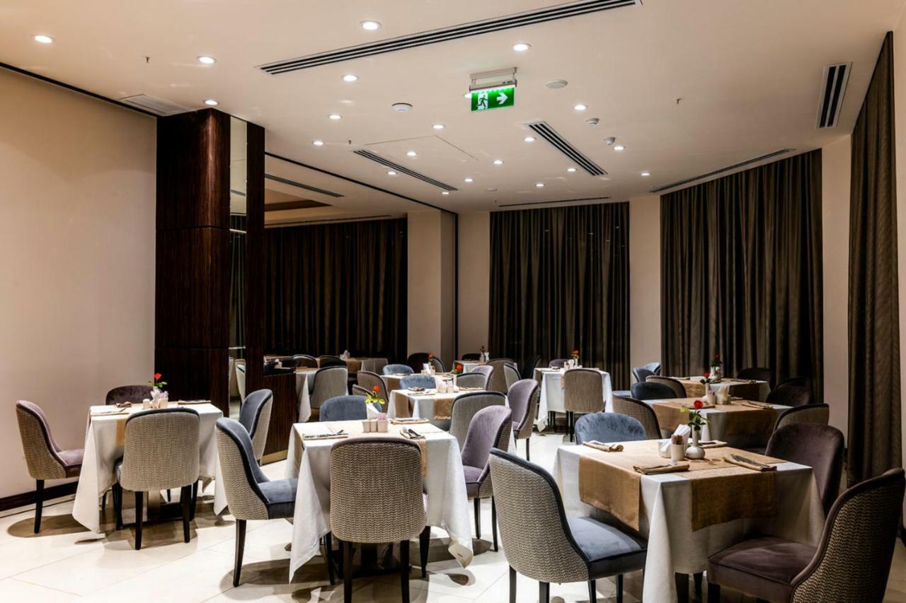 Ramada Hotel & Suites By Wyndham Yerevan Ngoại thất bức ảnh
